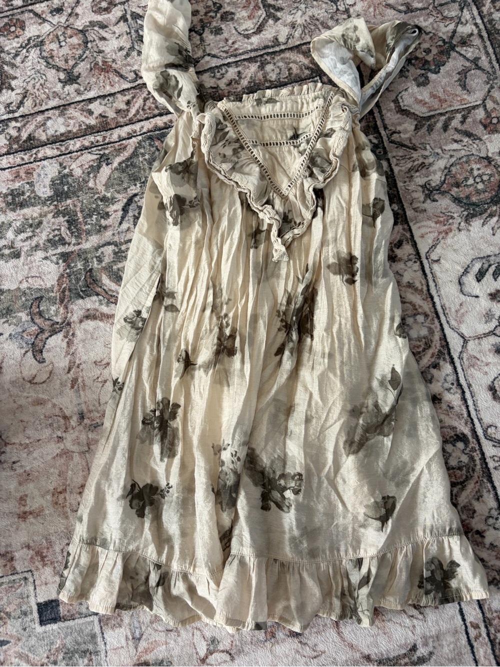 And Now This Women’s Cream Floral Ruffle Sundress large